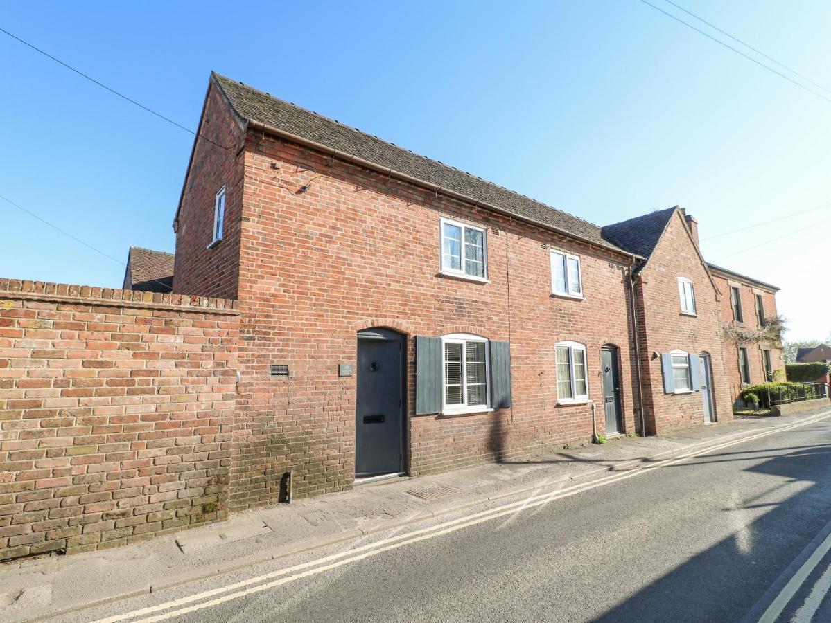 Old End Cottage Ashbourne  Exterior photo